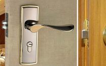 Do-it-yourself installation of a lock in an interior door